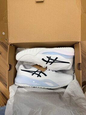 Men’s Asics White Pickleball Shoes